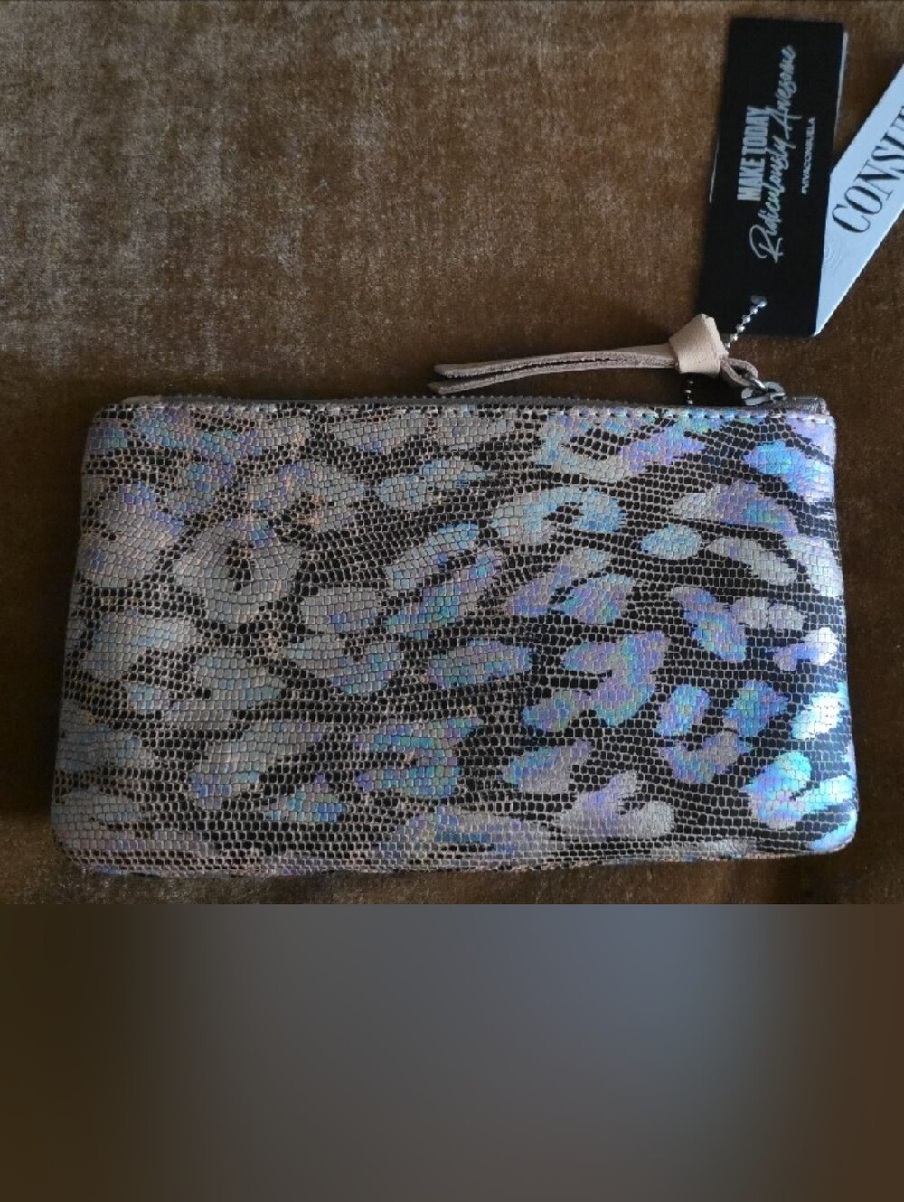 Consuela Iris Iridescent Leopard Slim Wallet with Beige Trim NWT - Picture 8 of 11